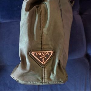 Authentic Prada Purse (vintage, green, small/medium sized)